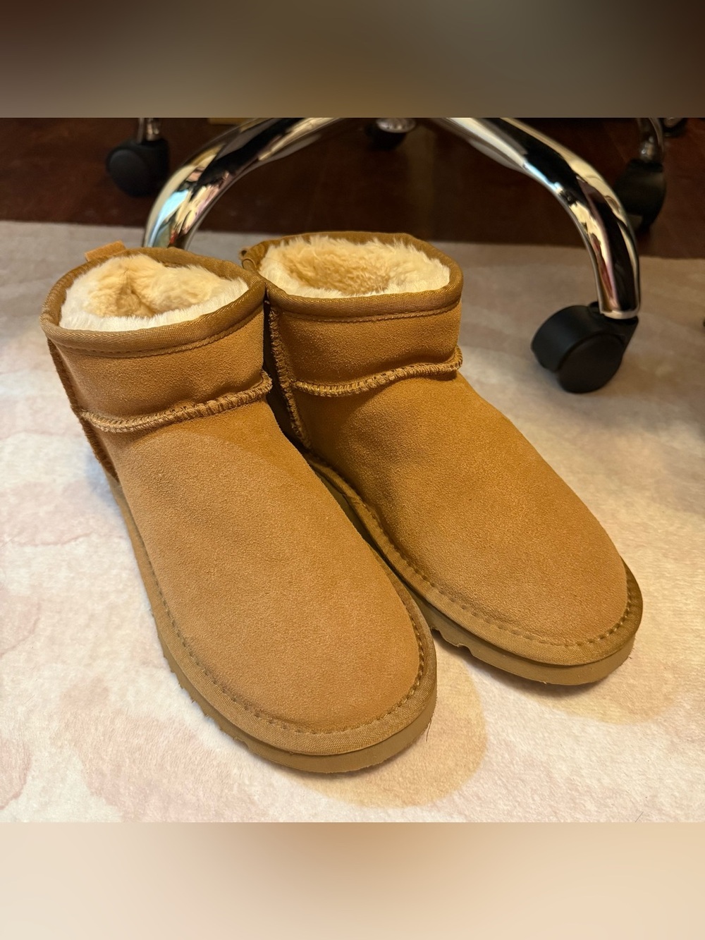 Ugg mini boots